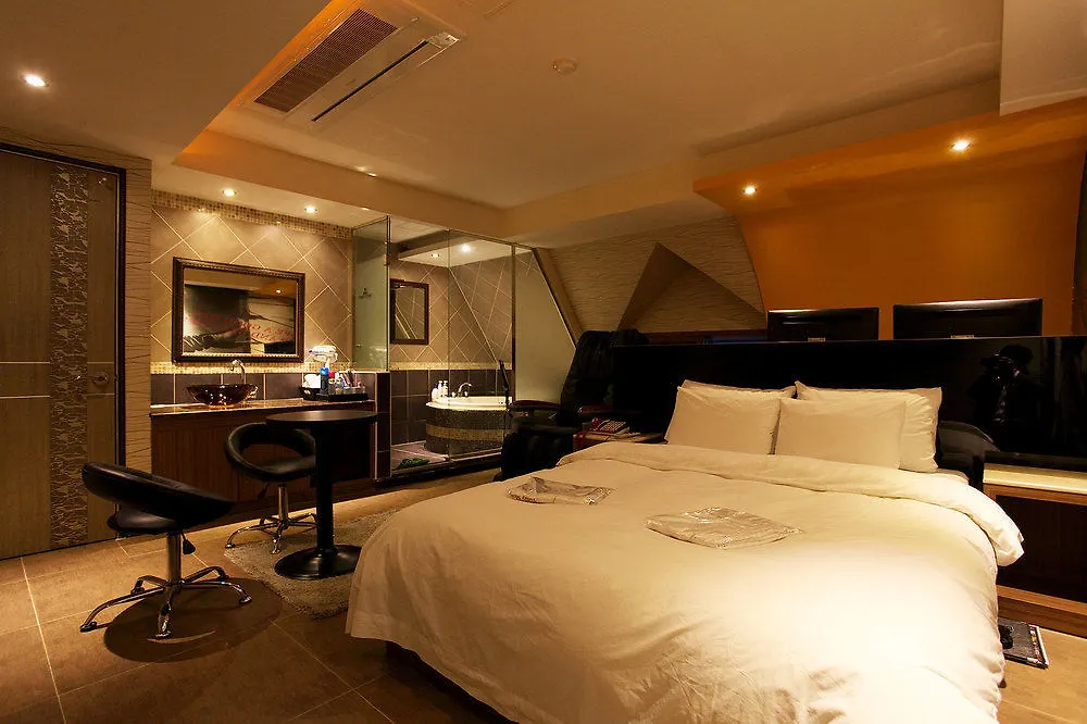 Nine Hotel Incheon